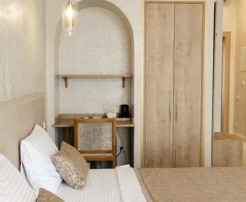 Deluxe 1 room