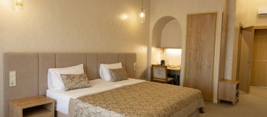 Deluxe 1 room
