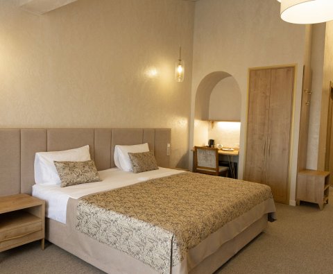 Deluxe 1 room