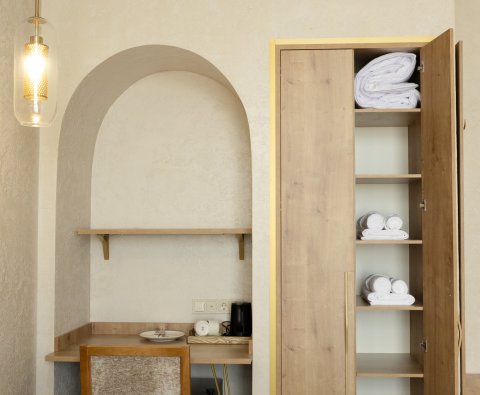 Deluxe 1 room